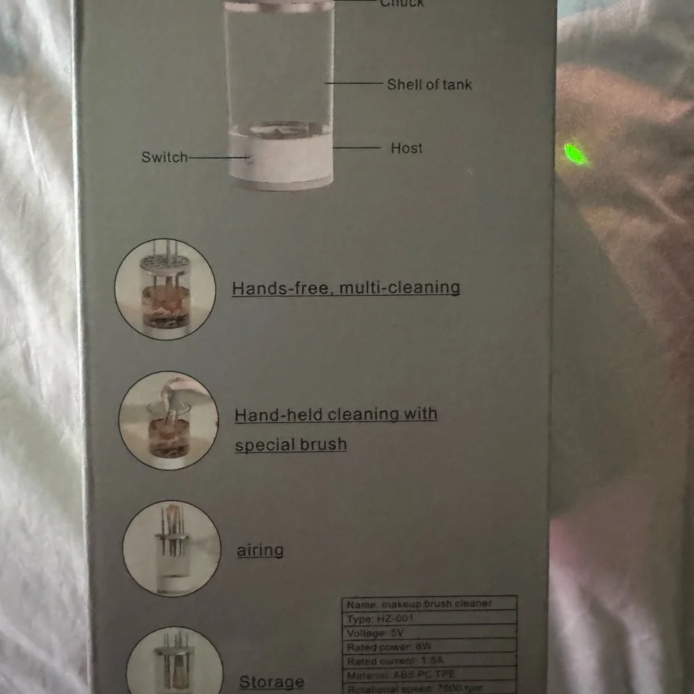 Electric Makeup Brush Cleaner Beauty Makeup Brushes Set BNWT in original box